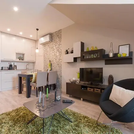 Rooftop Coffee By Parliament * ブダペスト